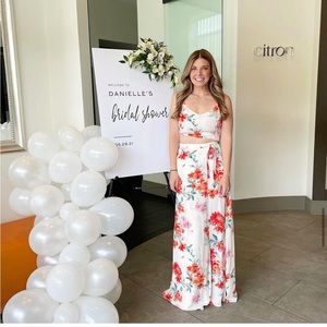 Lulu‘s Bloom With a View White Floral Print Two-Piece Maxi Dress